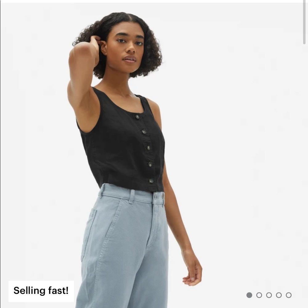 Everlane Size 8 Linen button-front Tank